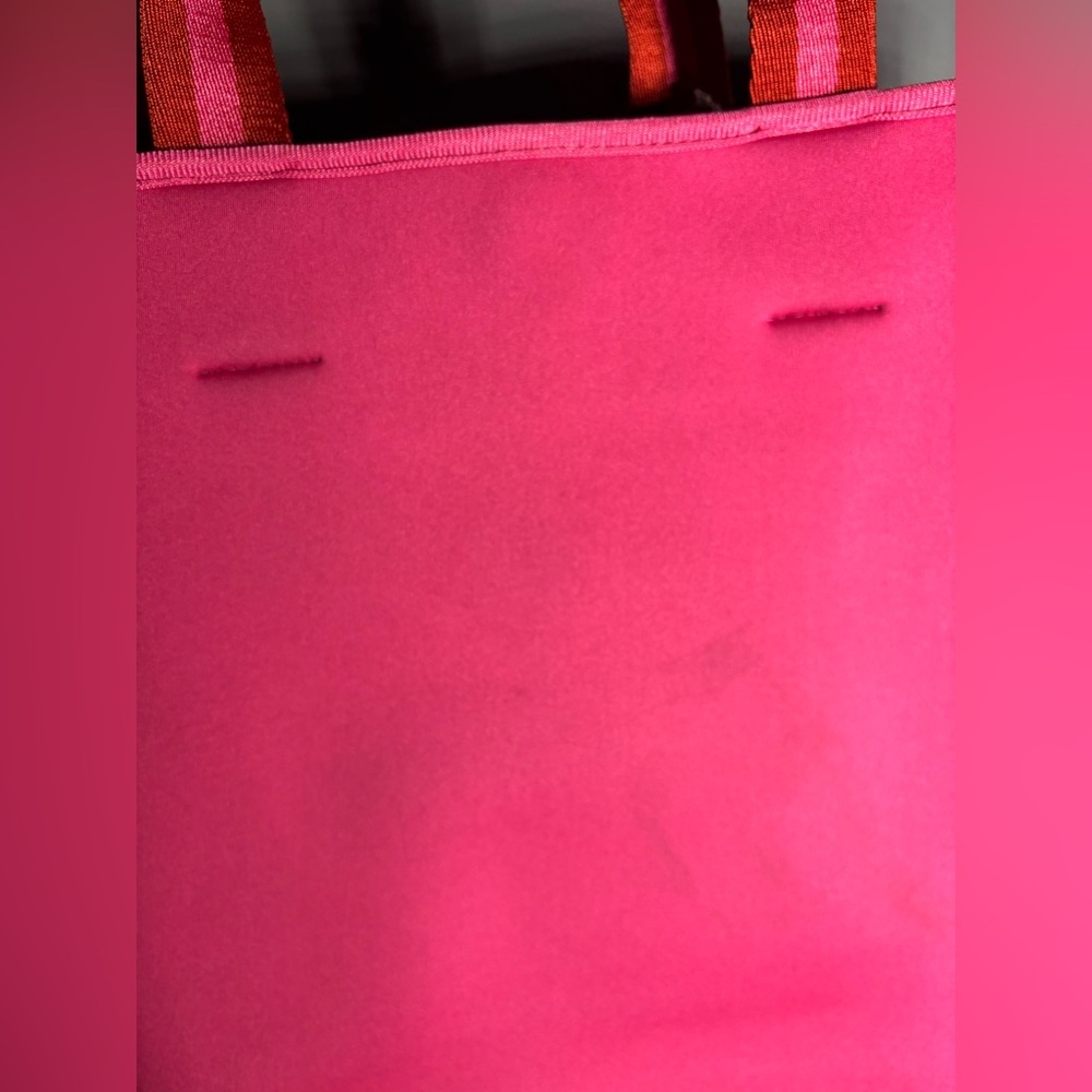 Summersalt Neoprene Beach Tote - Picture 5 of 6